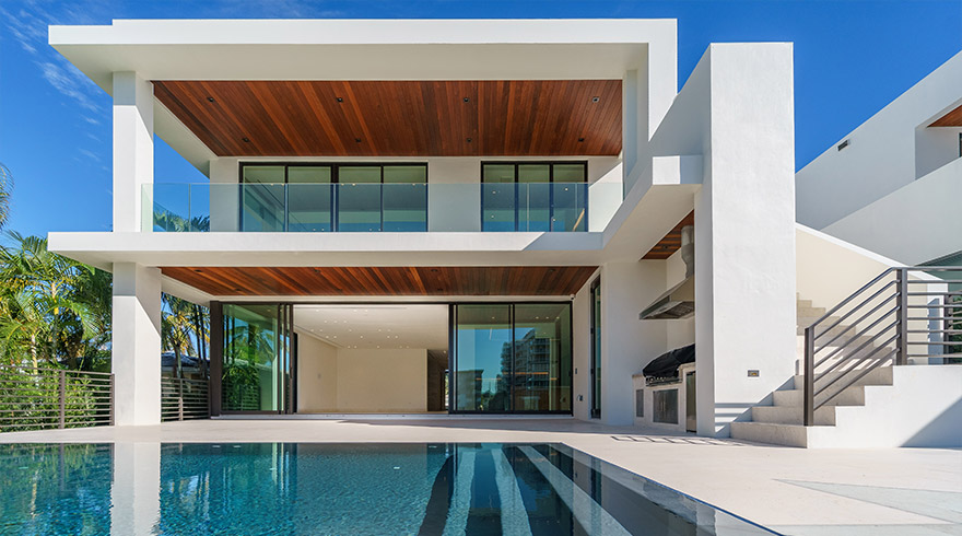 Luxury Apartment with Ocean View